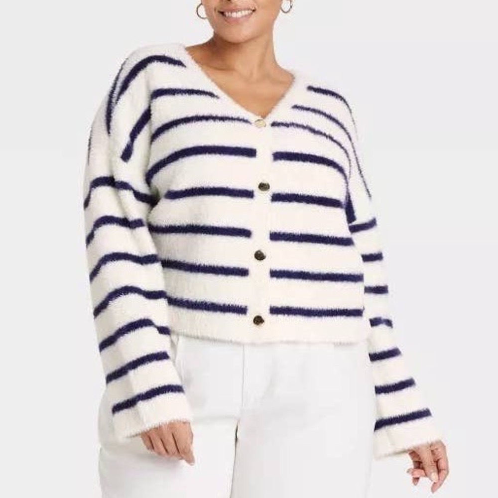 A New Day Women's Striped Fuzzy VNeck Cardigan Sweater Navy Cream Size Large NWT